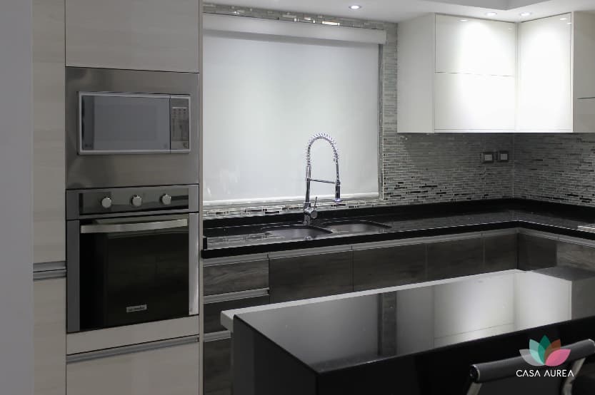 Cocina Integral con Isla en Amorada Residencial
